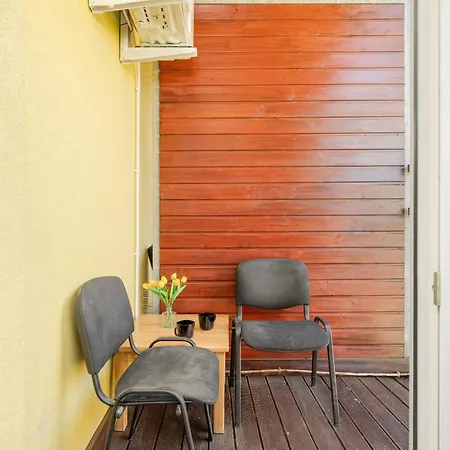 New Sunny 2 Bedroom With Parking And Air Conditioning By Renters 아파트 브로츠와프